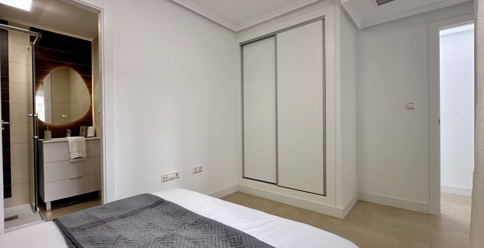 Reventa - Apartamento / piso - Torrevieja