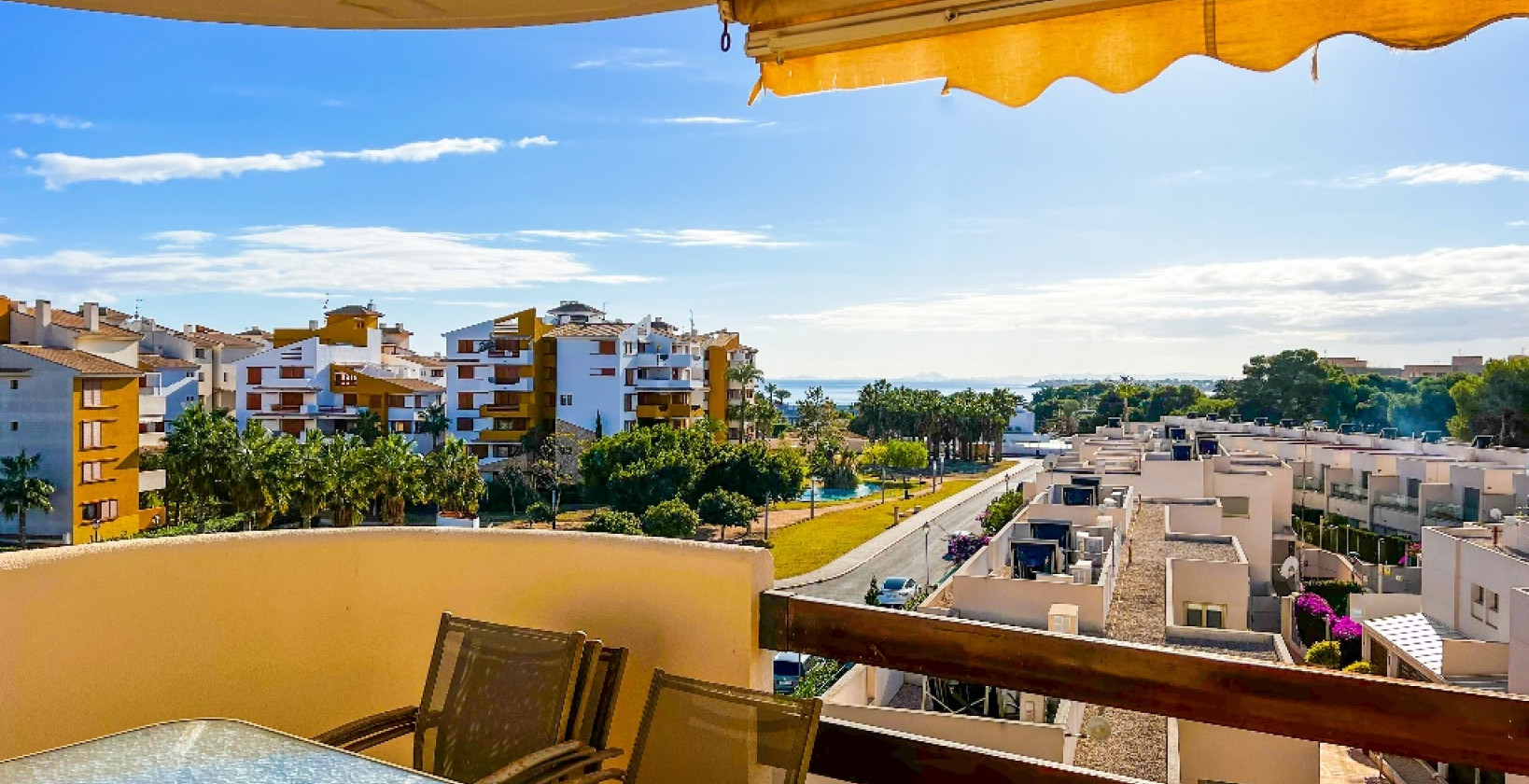 Resale - Apartment / flat - Torrevieja - Punta Prima