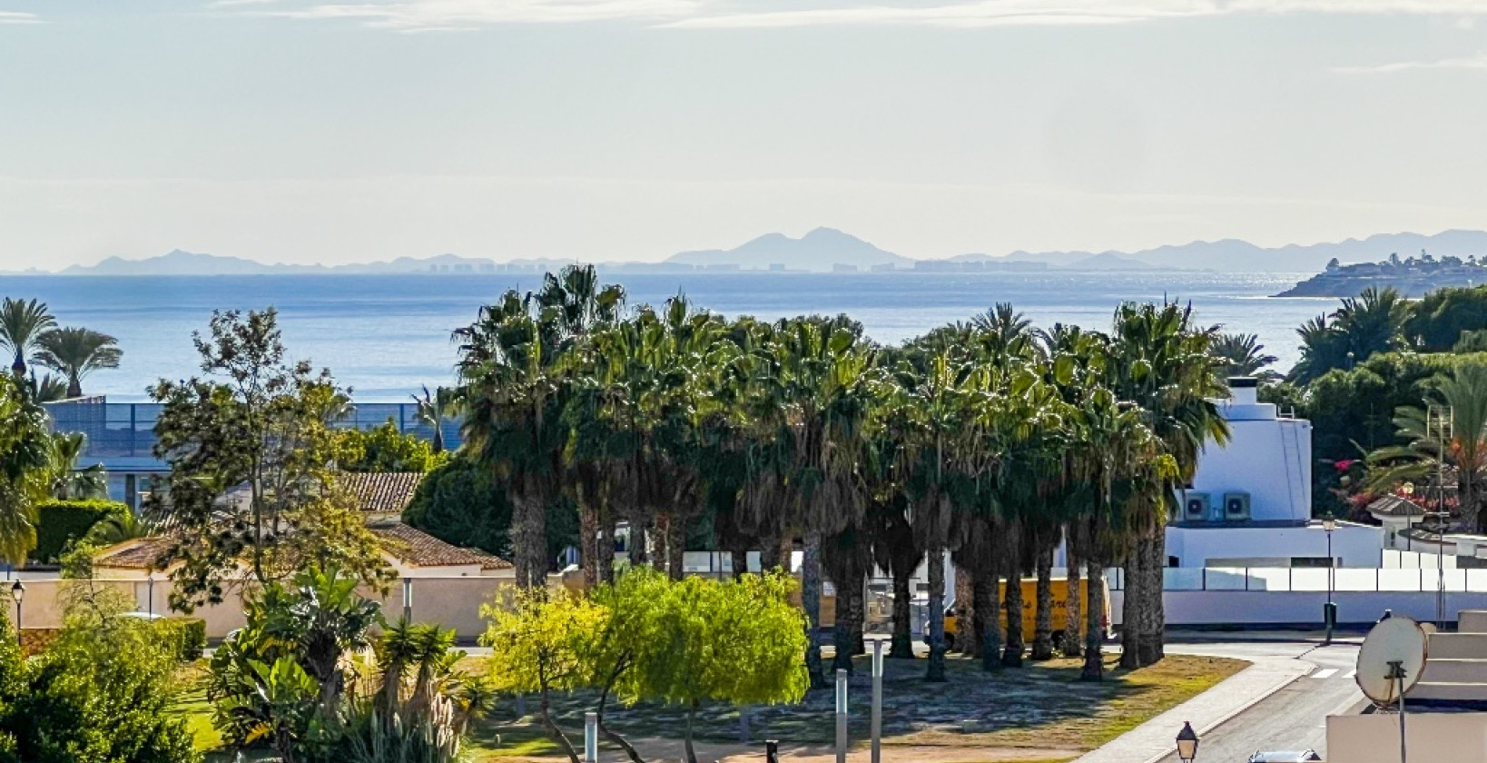 Resale - Apartment / flat - Torrevieja - Punta Prima