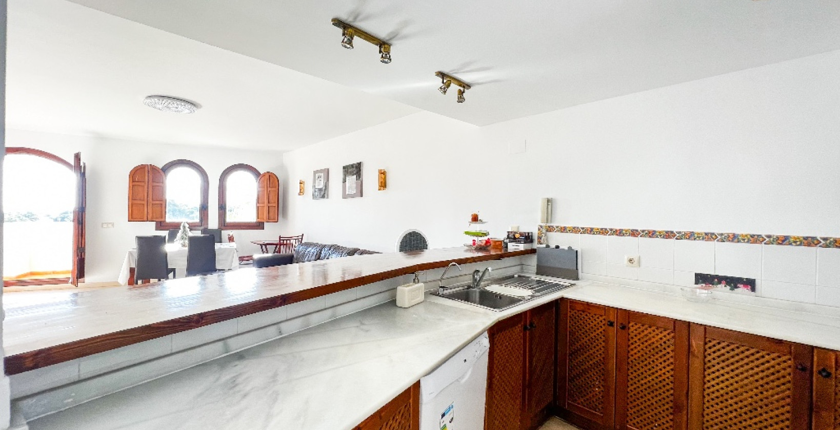 Resale - Apartment / flat - Torrevieja - Punta Prima