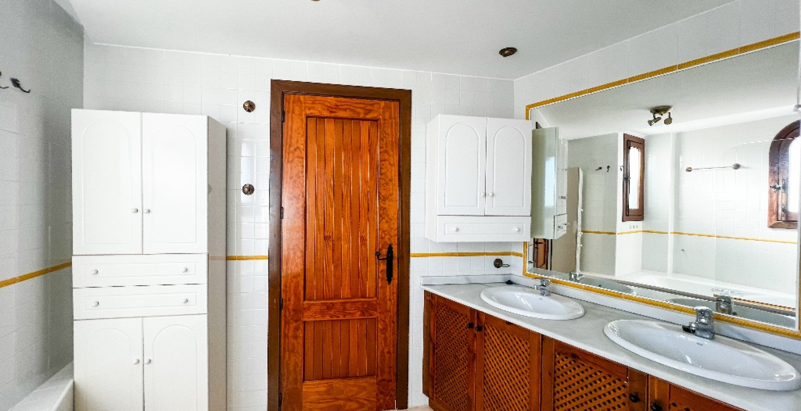 Resale - Apartment / flat - Torrevieja - Punta Prima