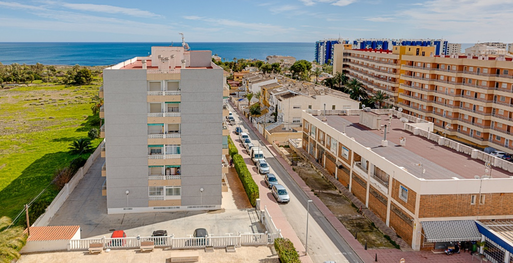 Resale - Apartment / flat - Torrevieja - Punta Prima