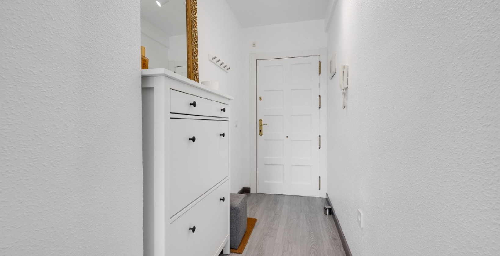 Resale - Apartment / flat - Torrevieja - Punta Prima