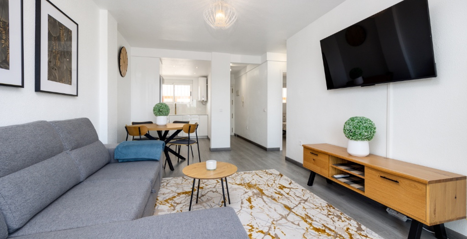 Resale - Apartment / flat - Torrevieja - Punta Prima