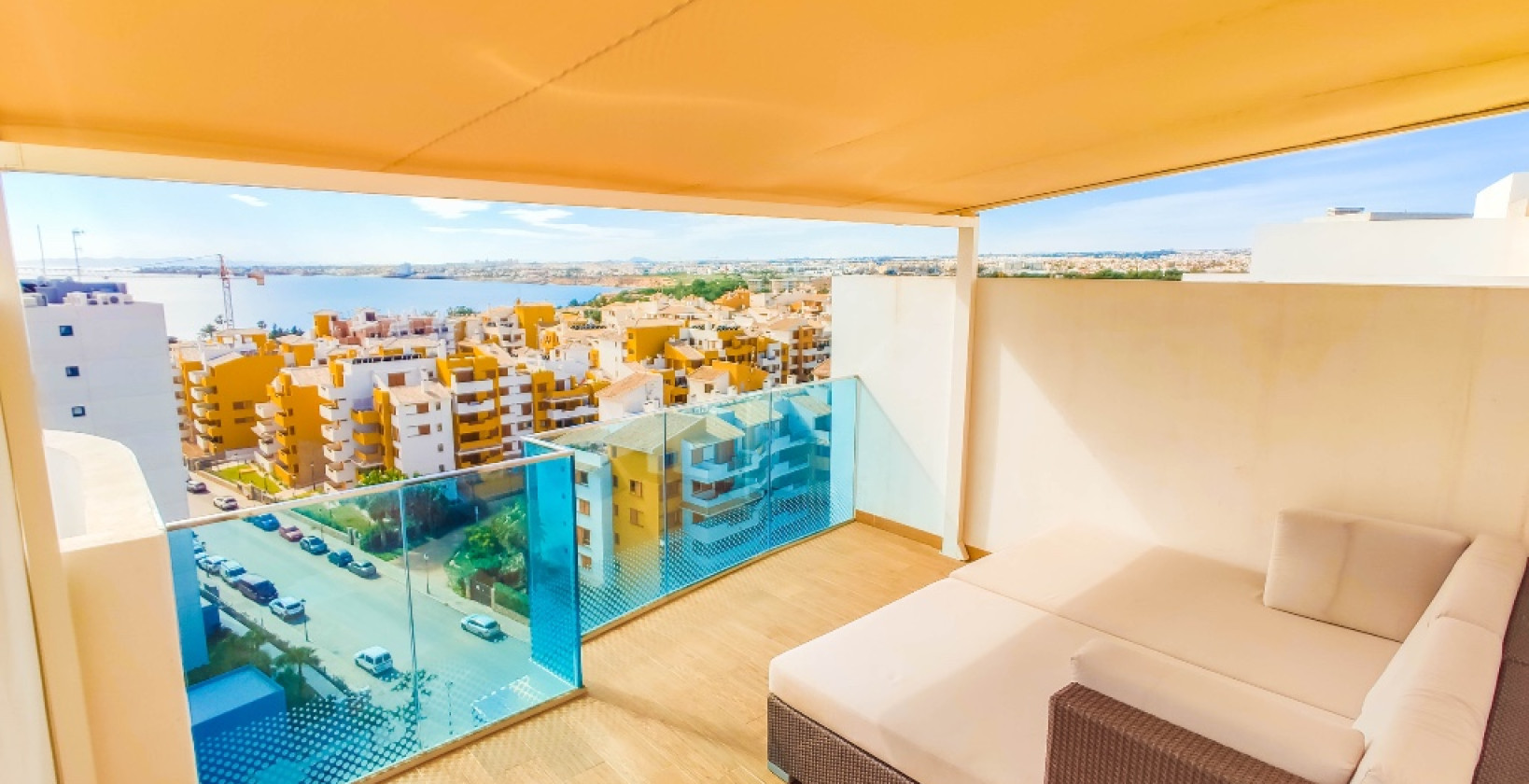 Resale - Apartment / flat - Torrevieja - Punta Prima
