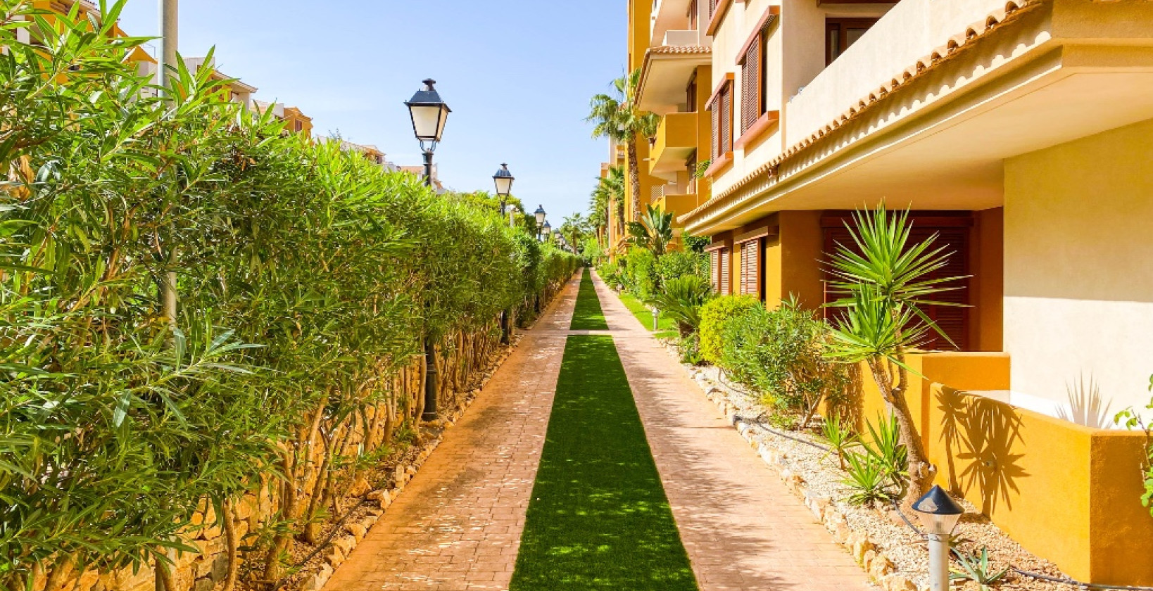 Resale - Apartment / flat - Torrevieja - Punta Prima