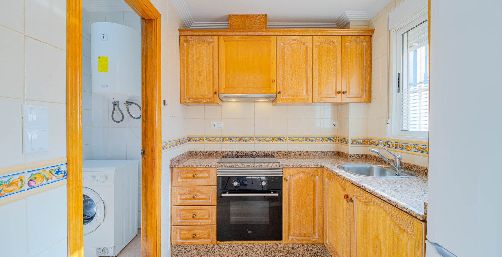 Resale - 2. Townhouse - Torrevieja - Punta Prima