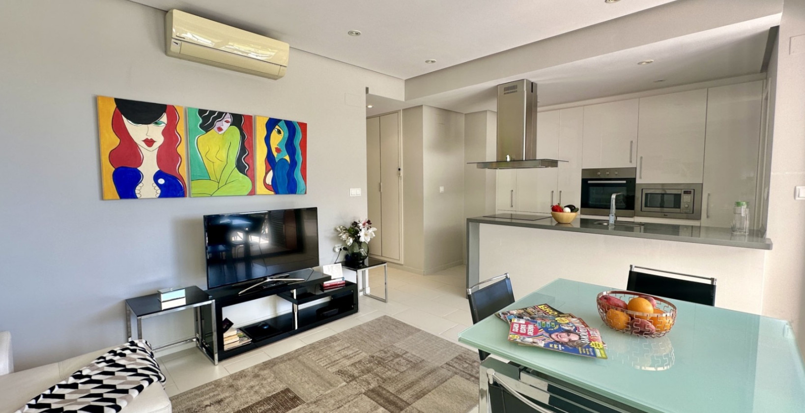 Resale - Apartment / flat - Orihuela Costa - Villamartín