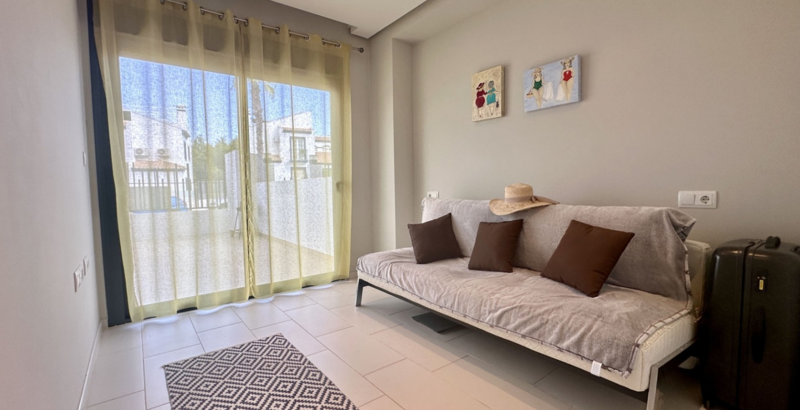 Resale - Apartment / flat - Orihuela Costa - Villamartín