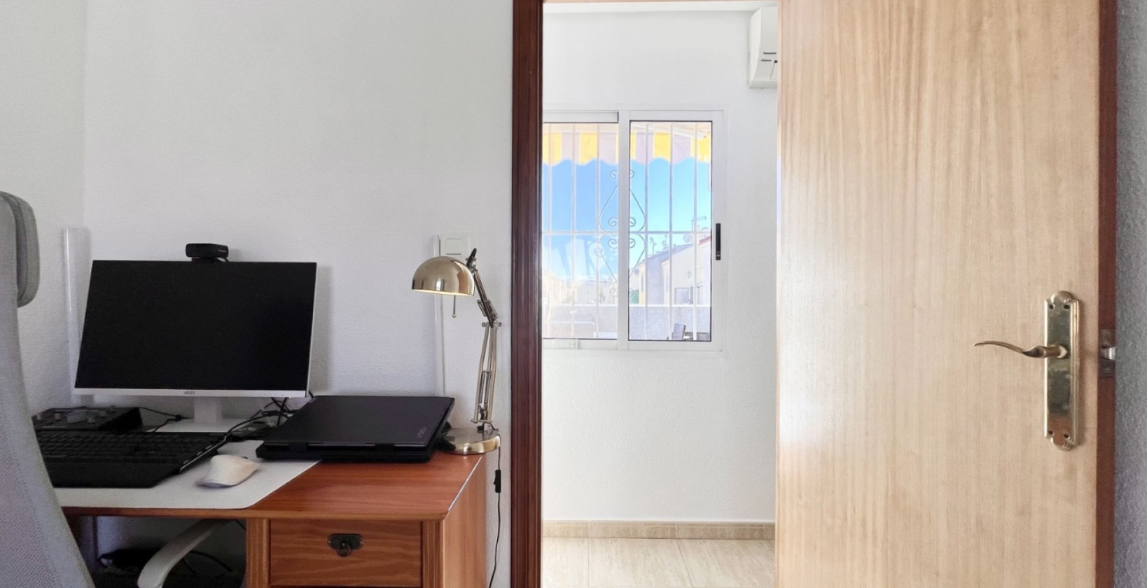 Resale - Townhouse - Torrevieja - La Siesta - El Salado -  Torreta