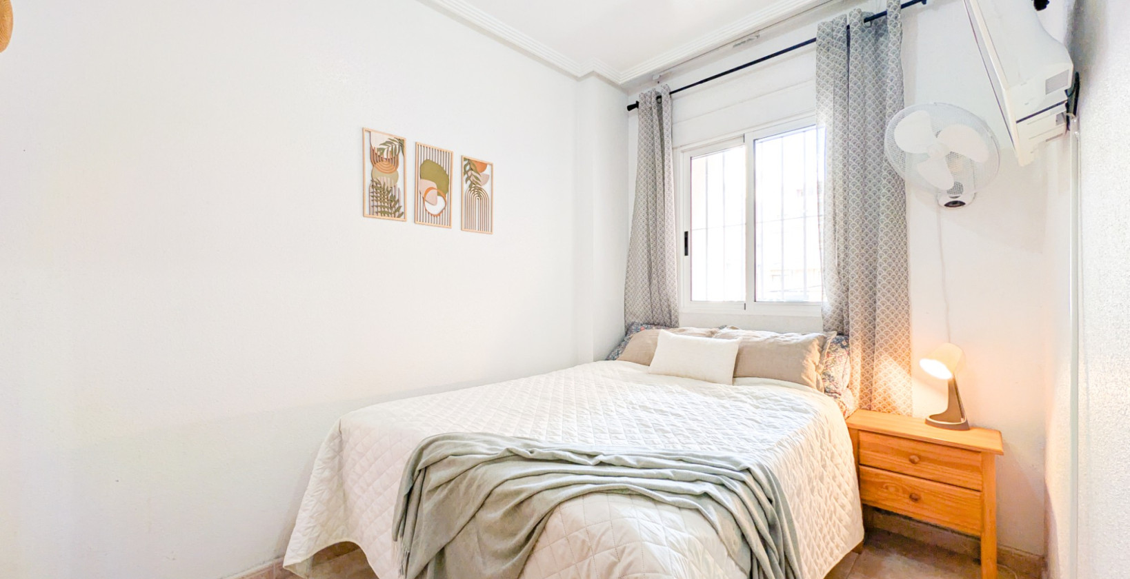 Resale - Apartments - Torrevieja - Parque las naciones