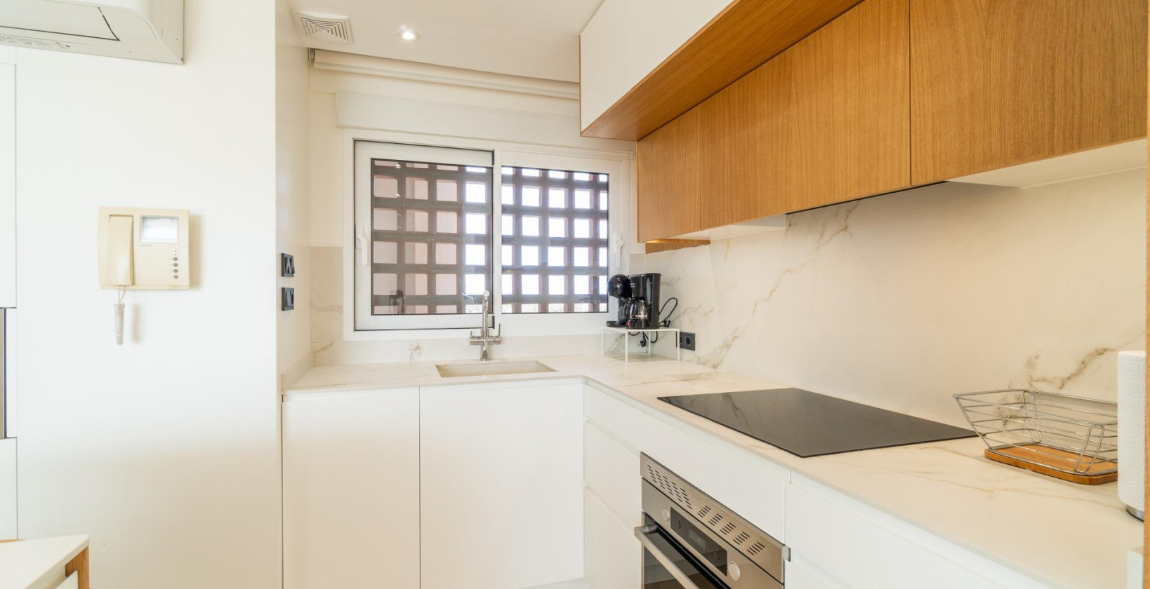 Resale - Apartment / flat - Guardamar del Segura - Puerto Deportivo