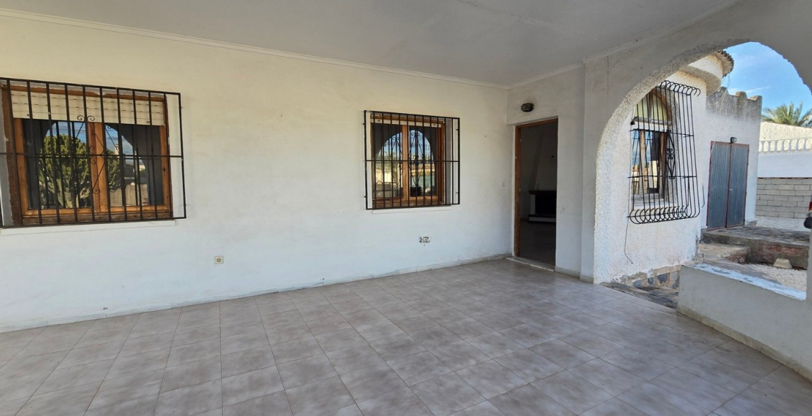 Resale - Villa - Torrevieja - El Chaparal