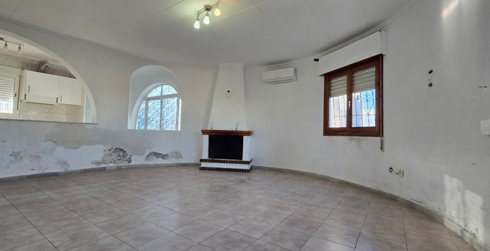 Resale - Villa - Torrevieja - El Chaparal