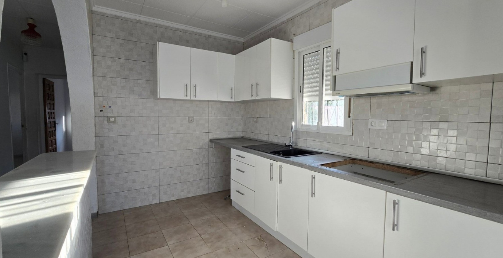 Resale - Villa - Torrevieja - El Chaparal