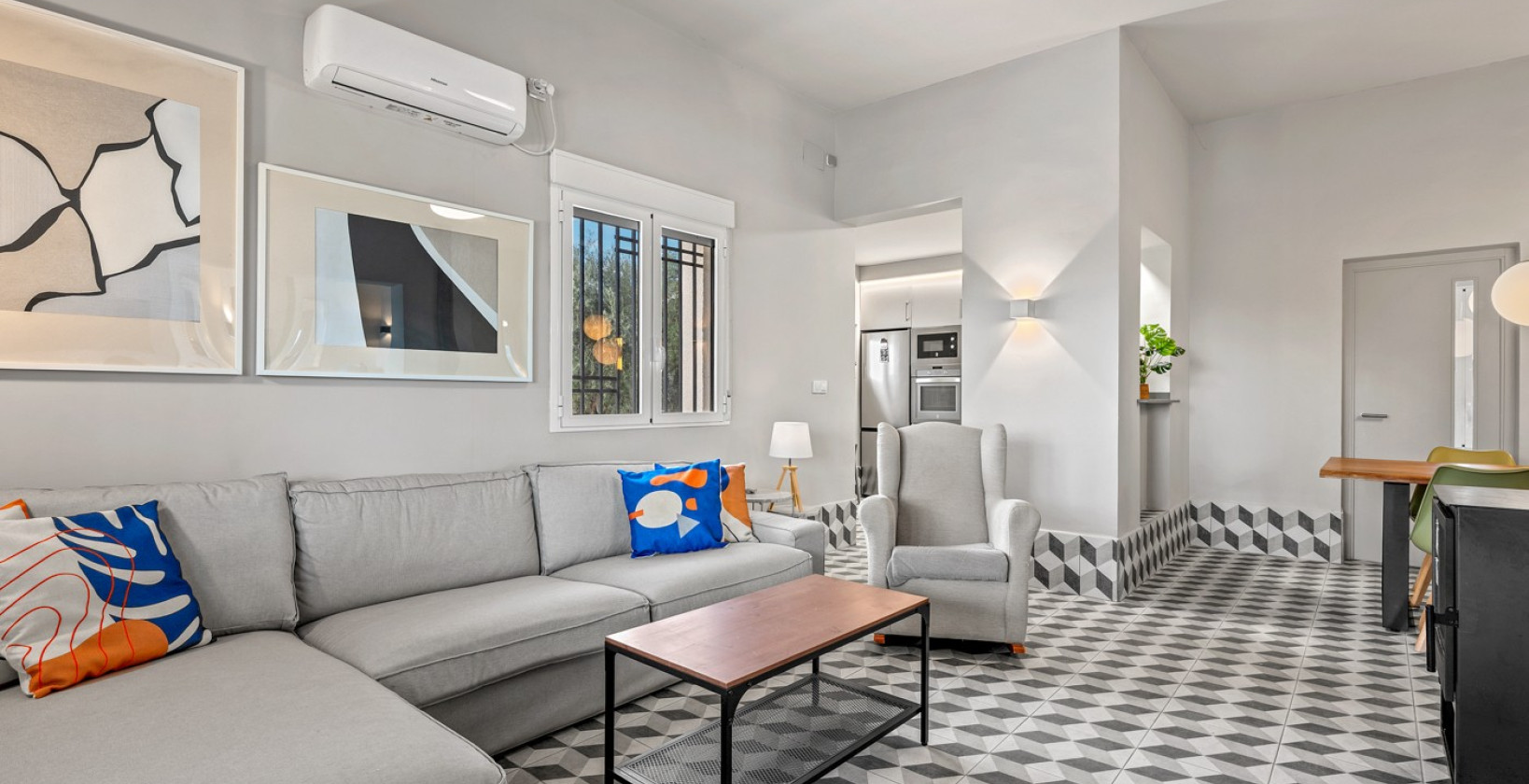 Resale - Villa - Elche/Elx