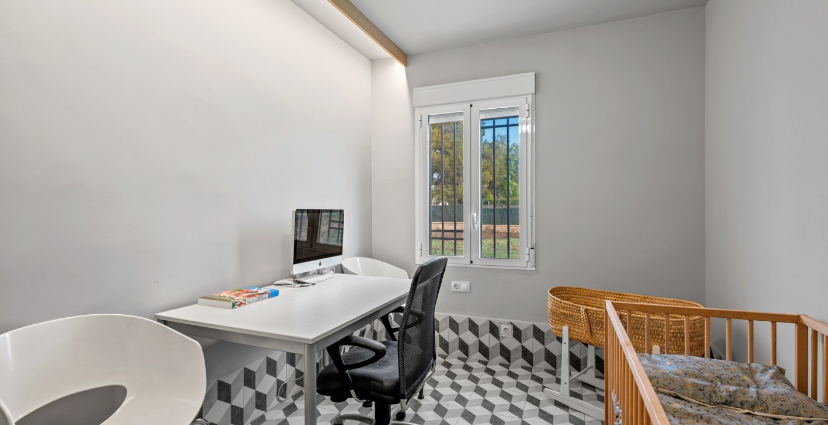 Resale - Villa - Elche/Elx