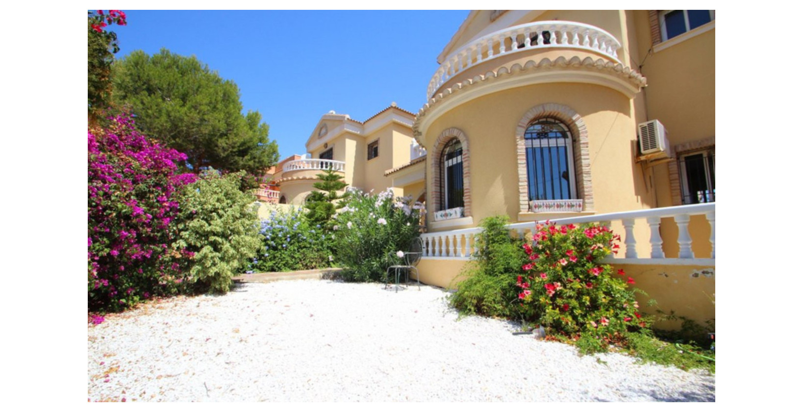 Resale - Villa - Villamartín - Villamartin