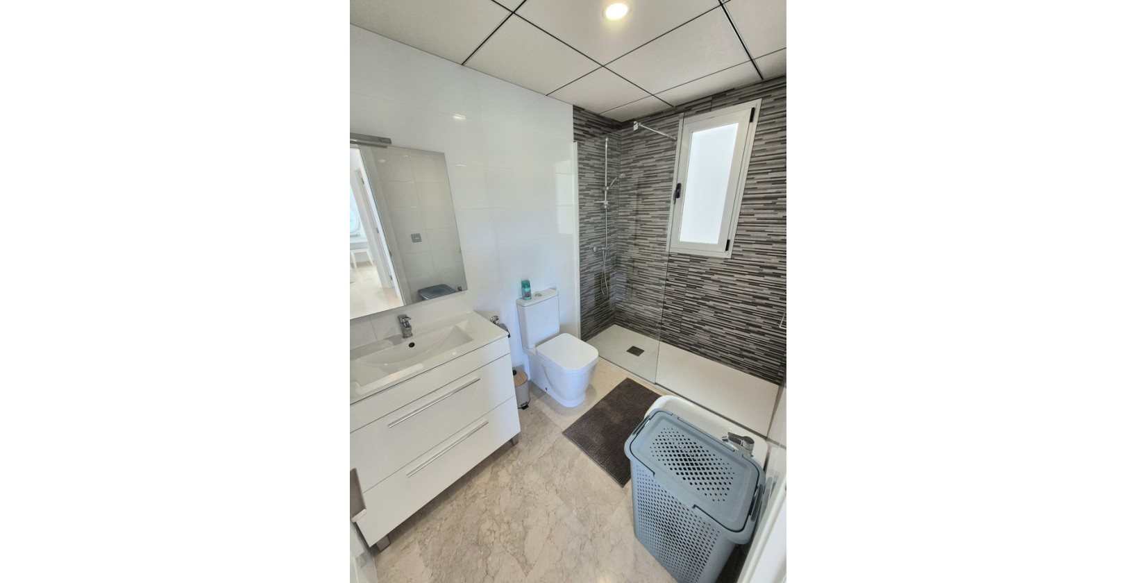 Resale - Apartment / flat - Villamartín - Costa Blanca