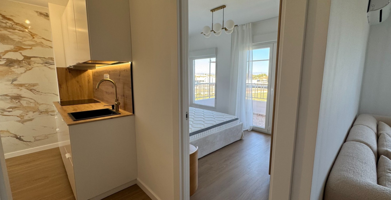 Resale - Apartment / flat - Orihuela Costa - Punta Prima