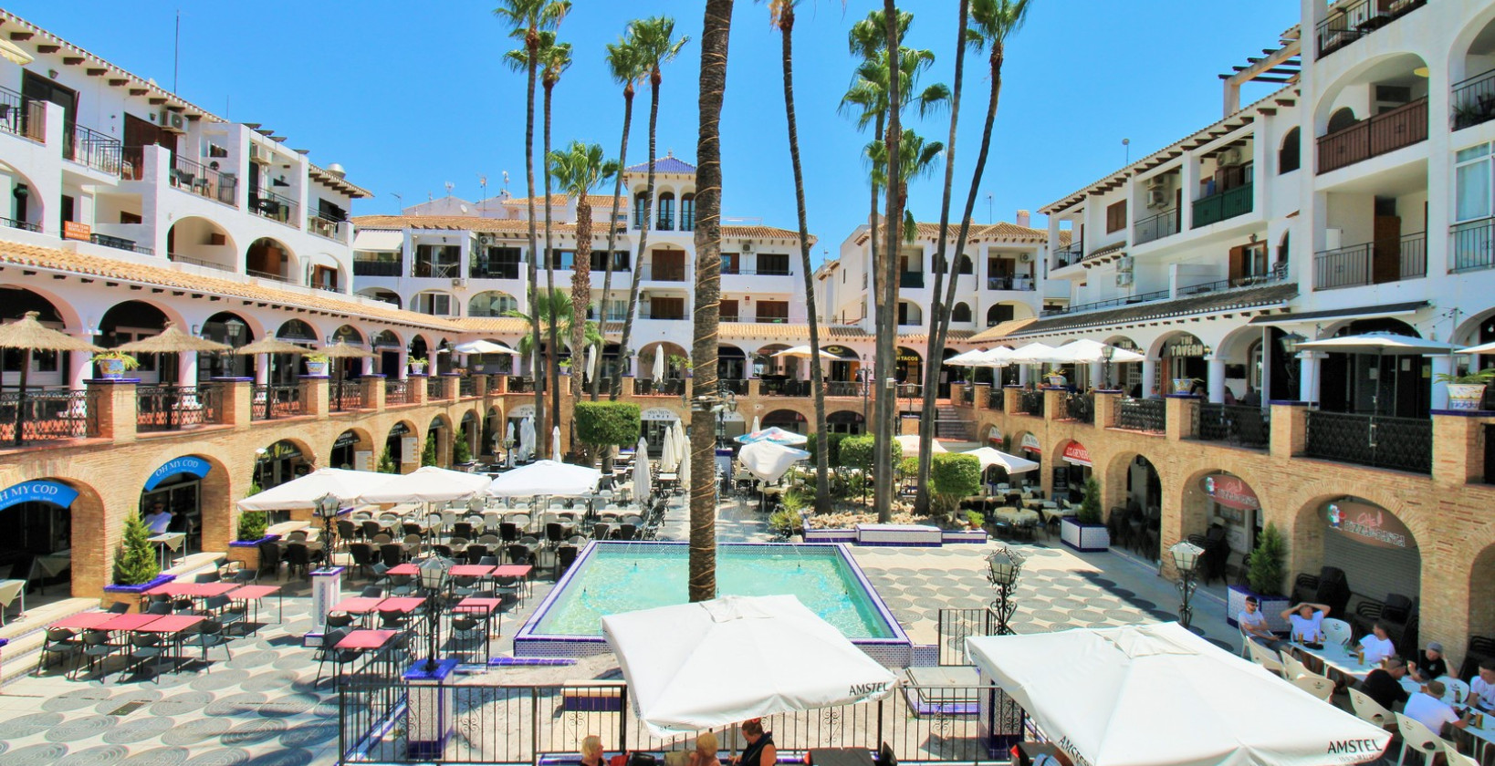 Resale - Villa - Villamartín - PAU 8