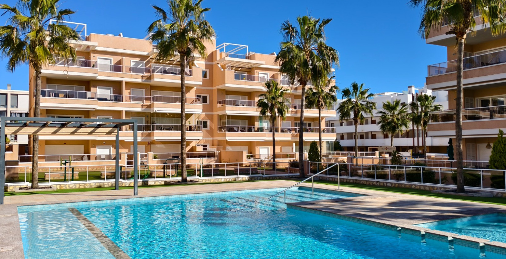 Resale - Apartment / flat - Orihuela Costa - Los Dolses