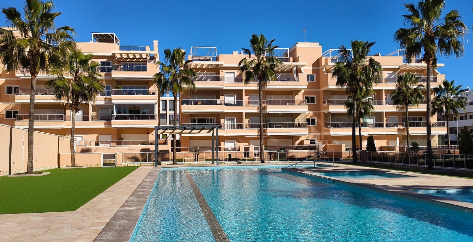 Resale - Apartment / flat - Orihuela Costa - Los Dolses