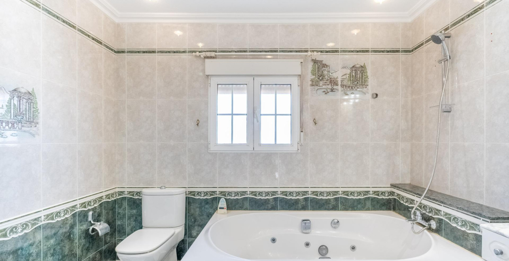 Resale - Villa - Torrevieja - El chaparral