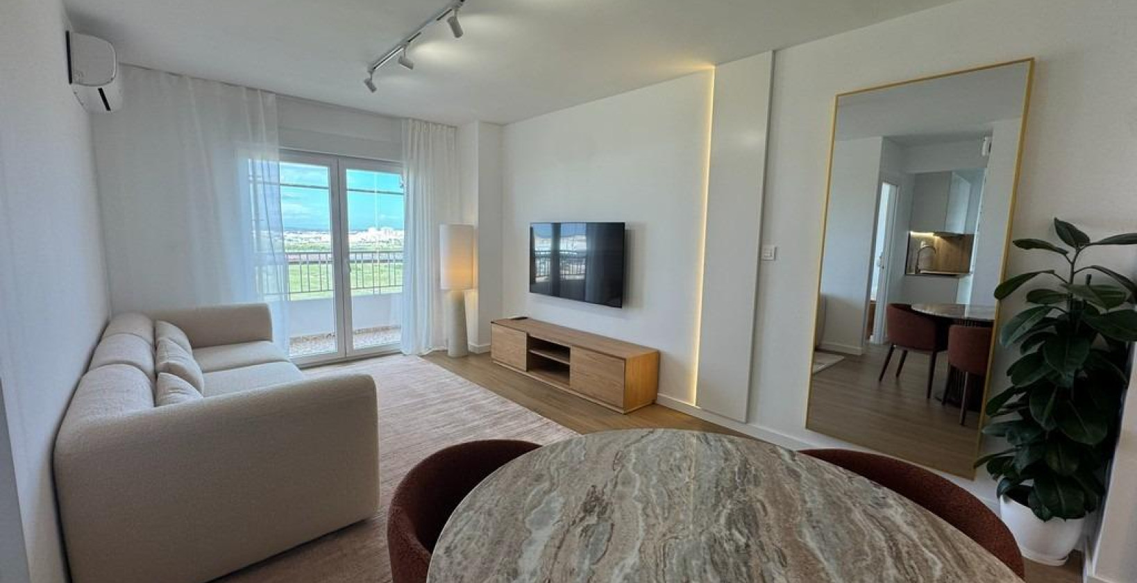 Resale - Apartment / flat - Torrevieja - Punta prima