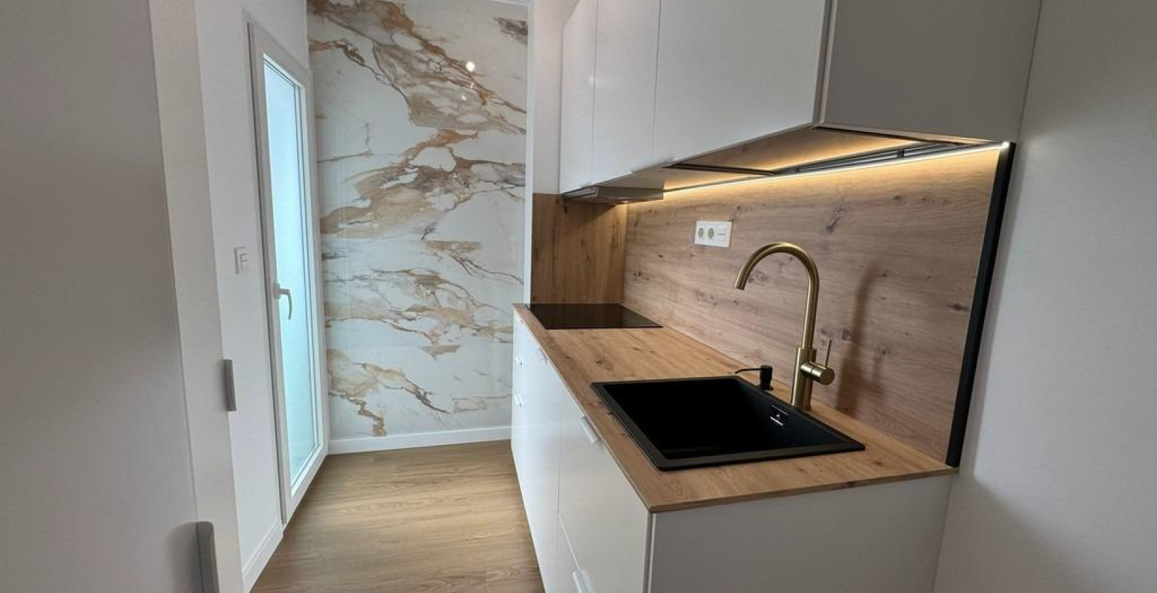 Resale - Apartment / flat - Torrevieja - Punta prima