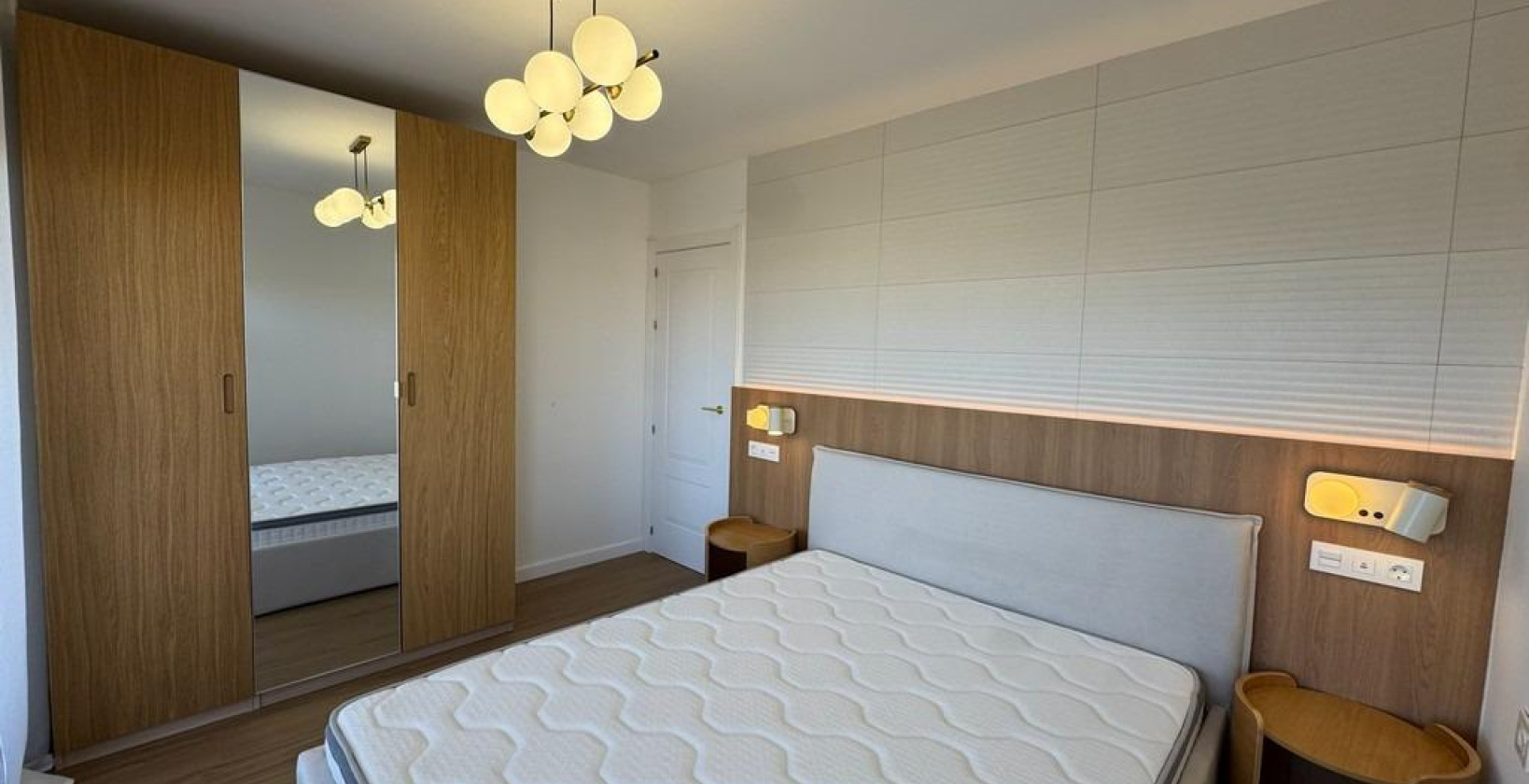 Resale - Apartment / flat - Torrevieja - Punta prima