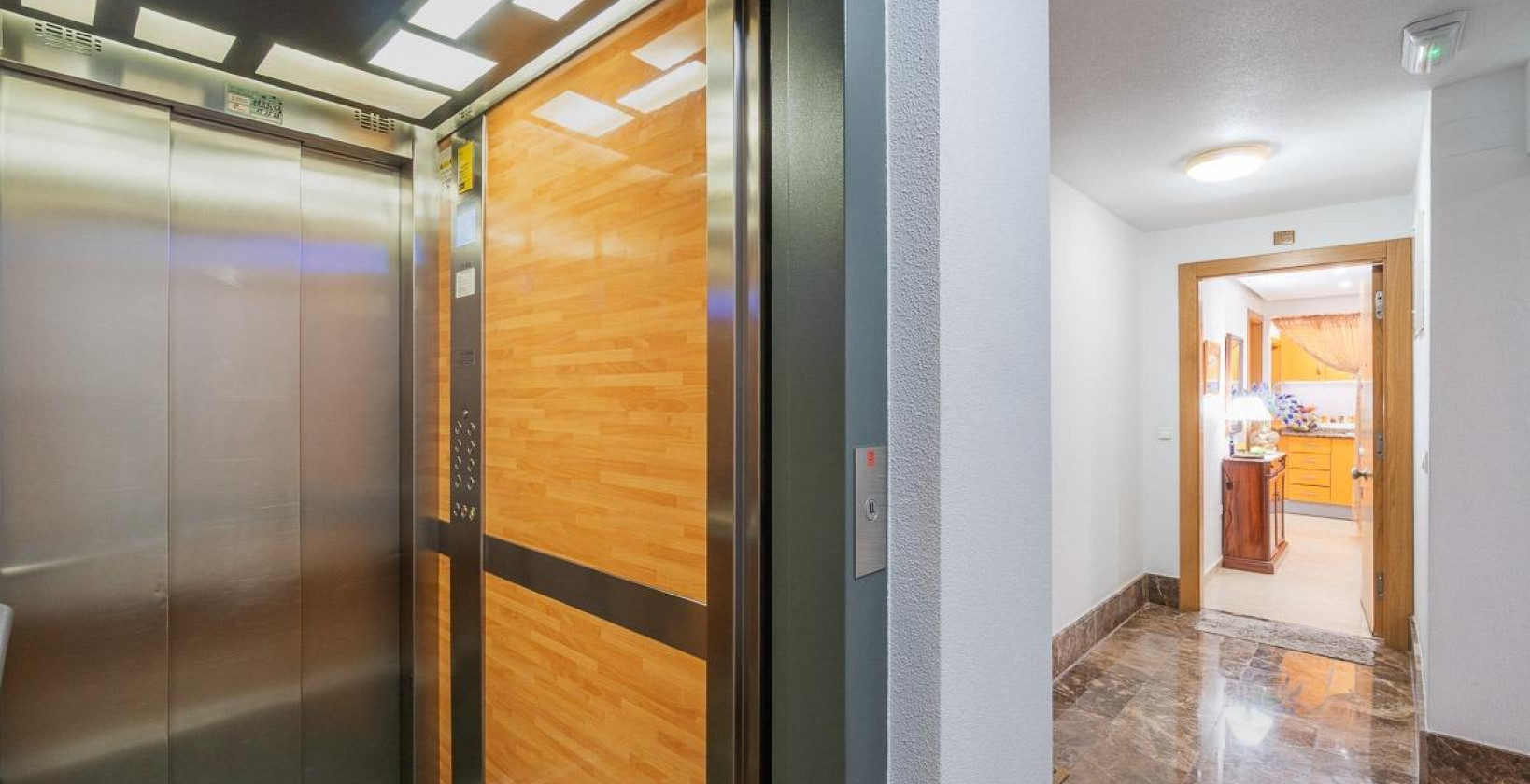 Resale - Apartment / flat - Torrevieja - Centro