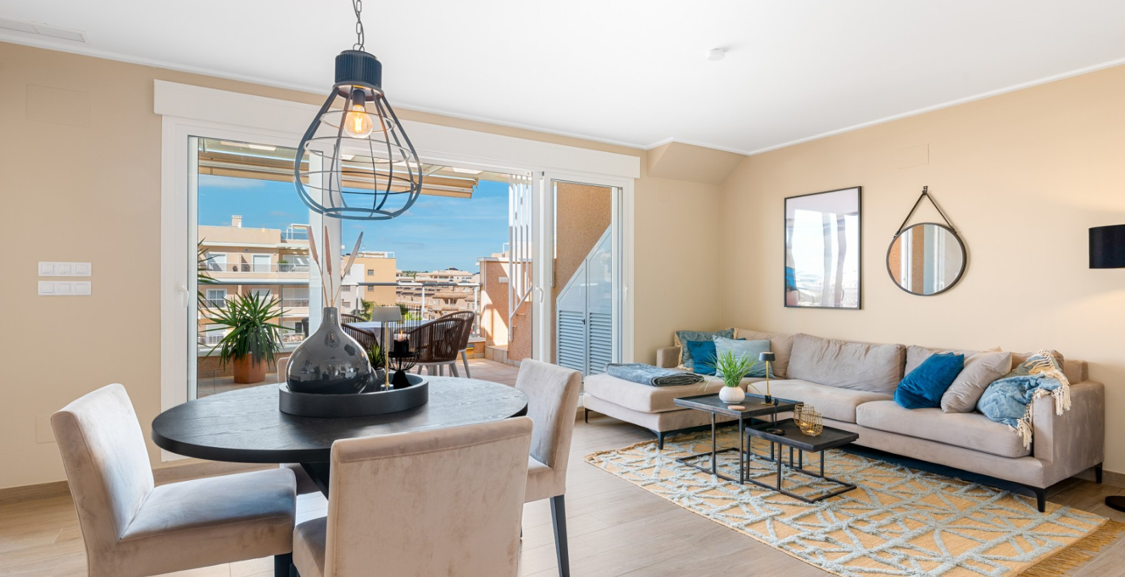 Resale - Apartment / flat - Orihuela Costa - Los Dolses