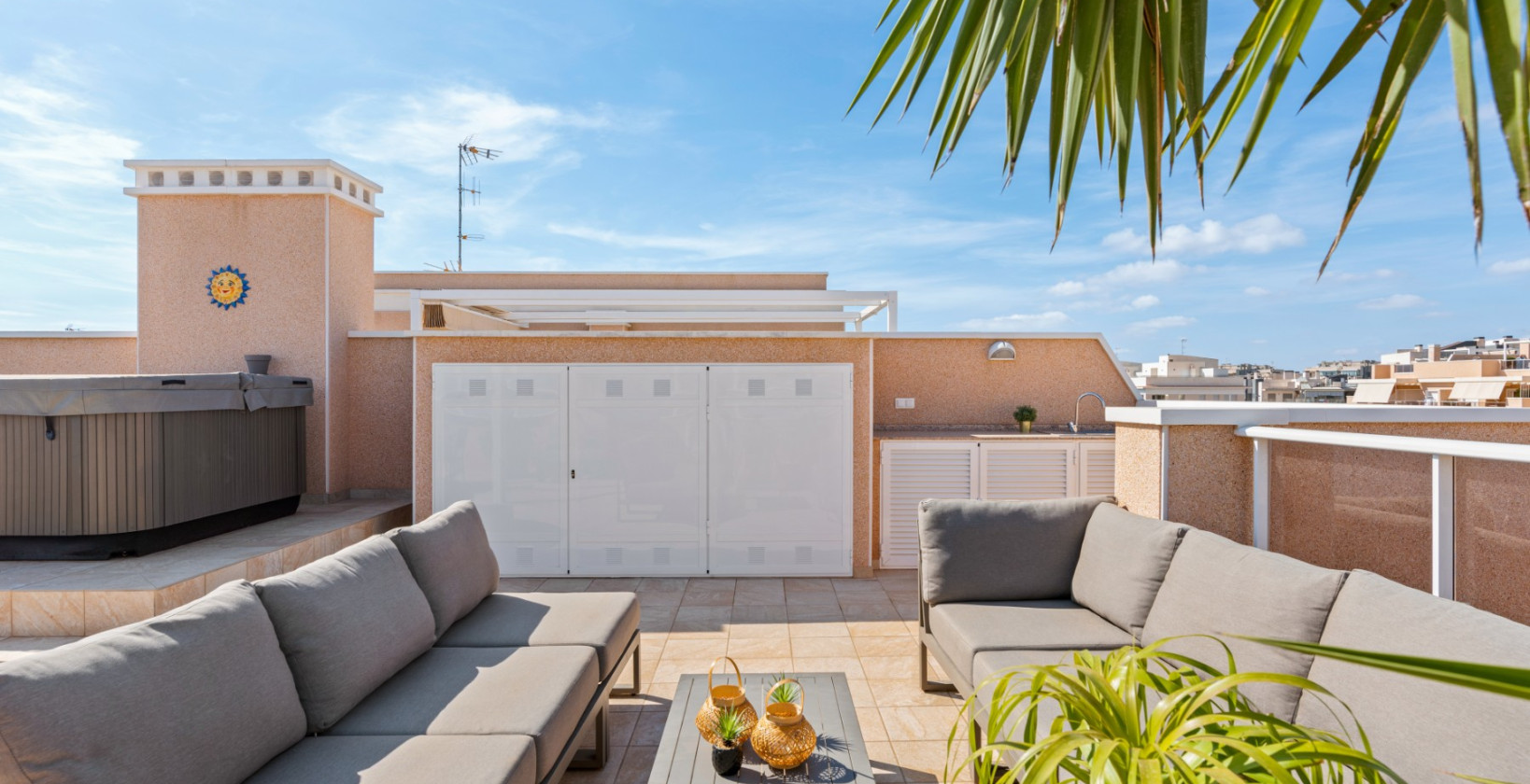 Resale - Apartment / flat - Orihuela Costa - Los Dolses