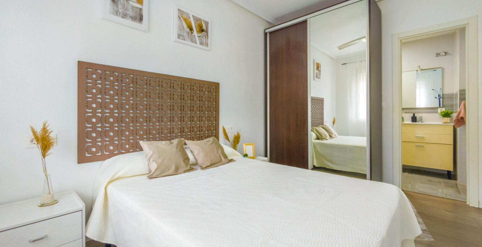 Resale - Apartment / flat - Torrevieja - torrevieja