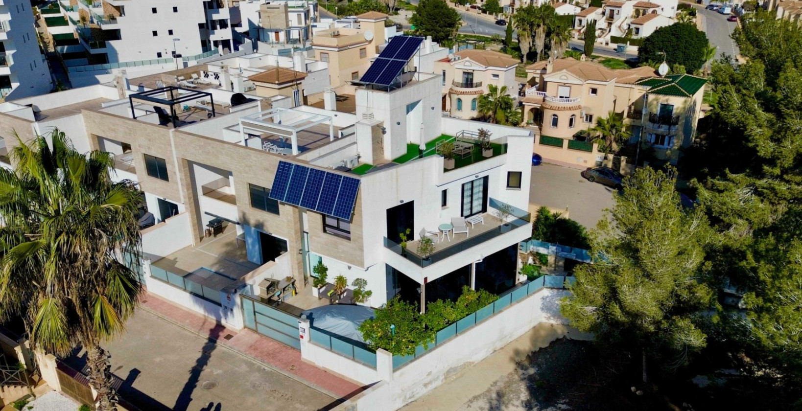 Resale - Villa - Orihuela Costa - Villamartín