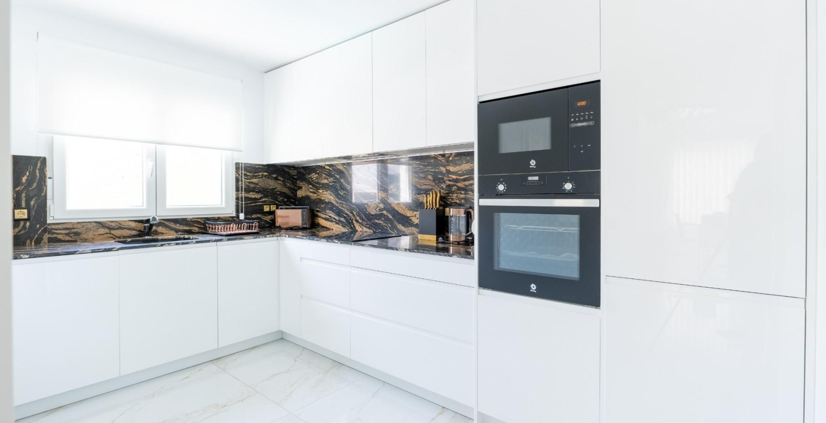 Resale - Apartment / flat - Torrevieja - Punta prima