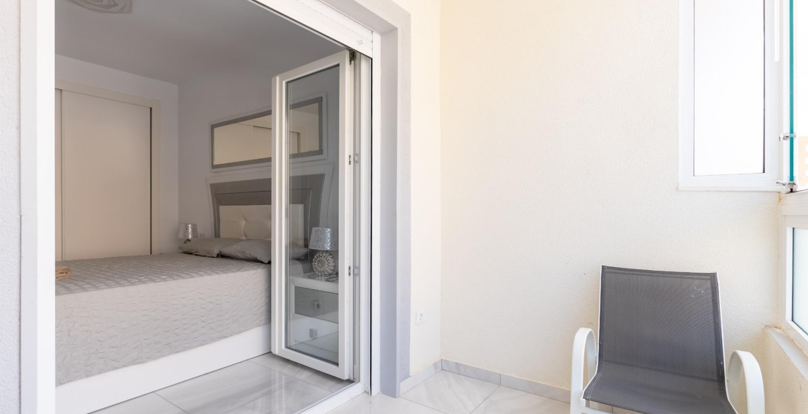 Resale - Apartment / flat - Torrevieja - Punta prima