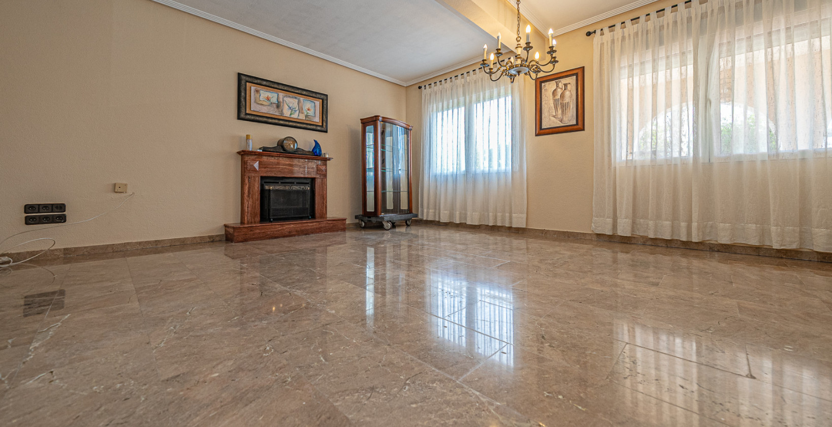 Resale - Semi Detached Villa - Torrevieja - El Chaparral