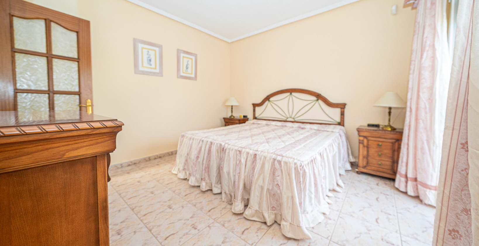 Resale - Semi Detached Villa - Torrevieja - El Chaparral