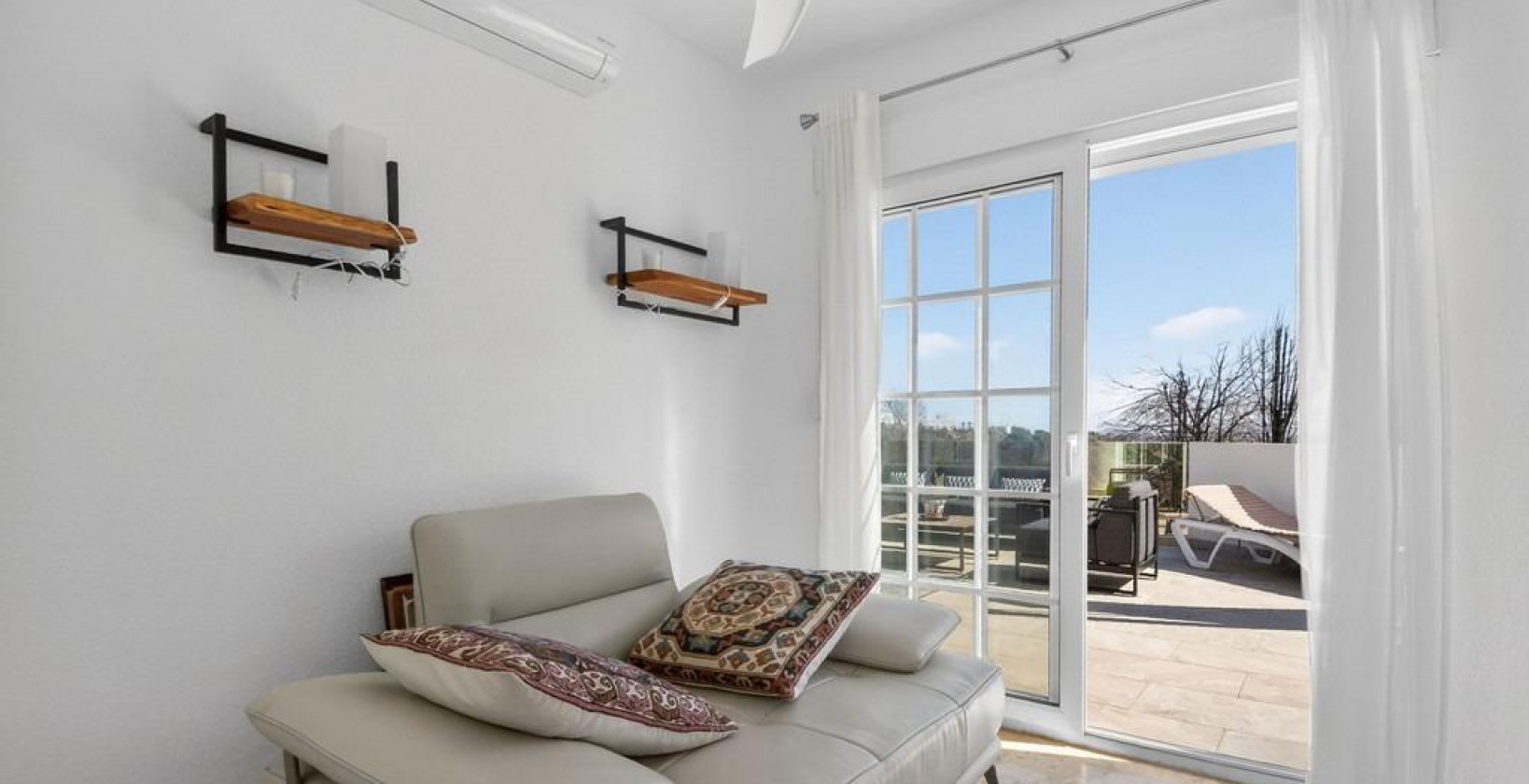 Resale - Villa - Orihuela Costa - Las Ramblas