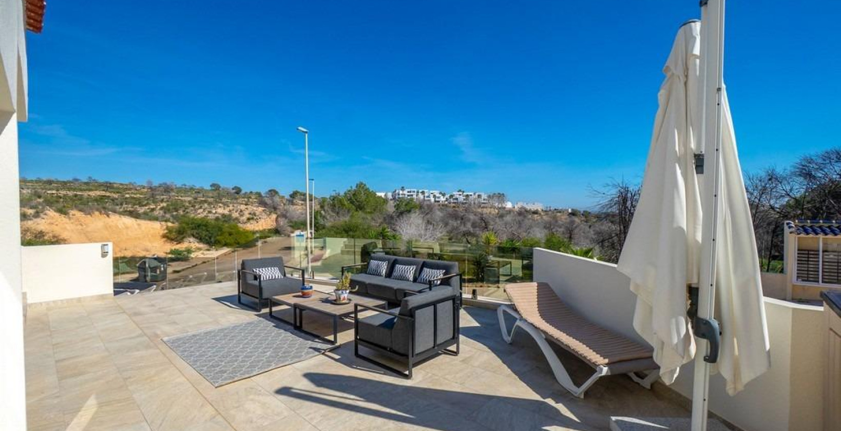 Resale - Villa - Orihuela Costa - Las Ramblas