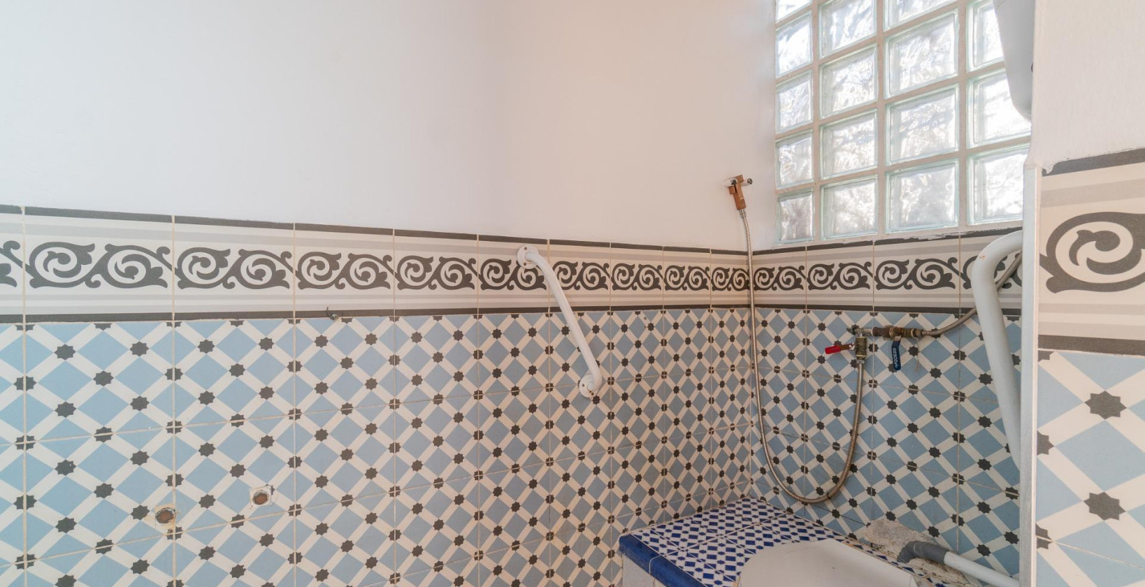 Resale - Villa - Torrevieja - Los altos