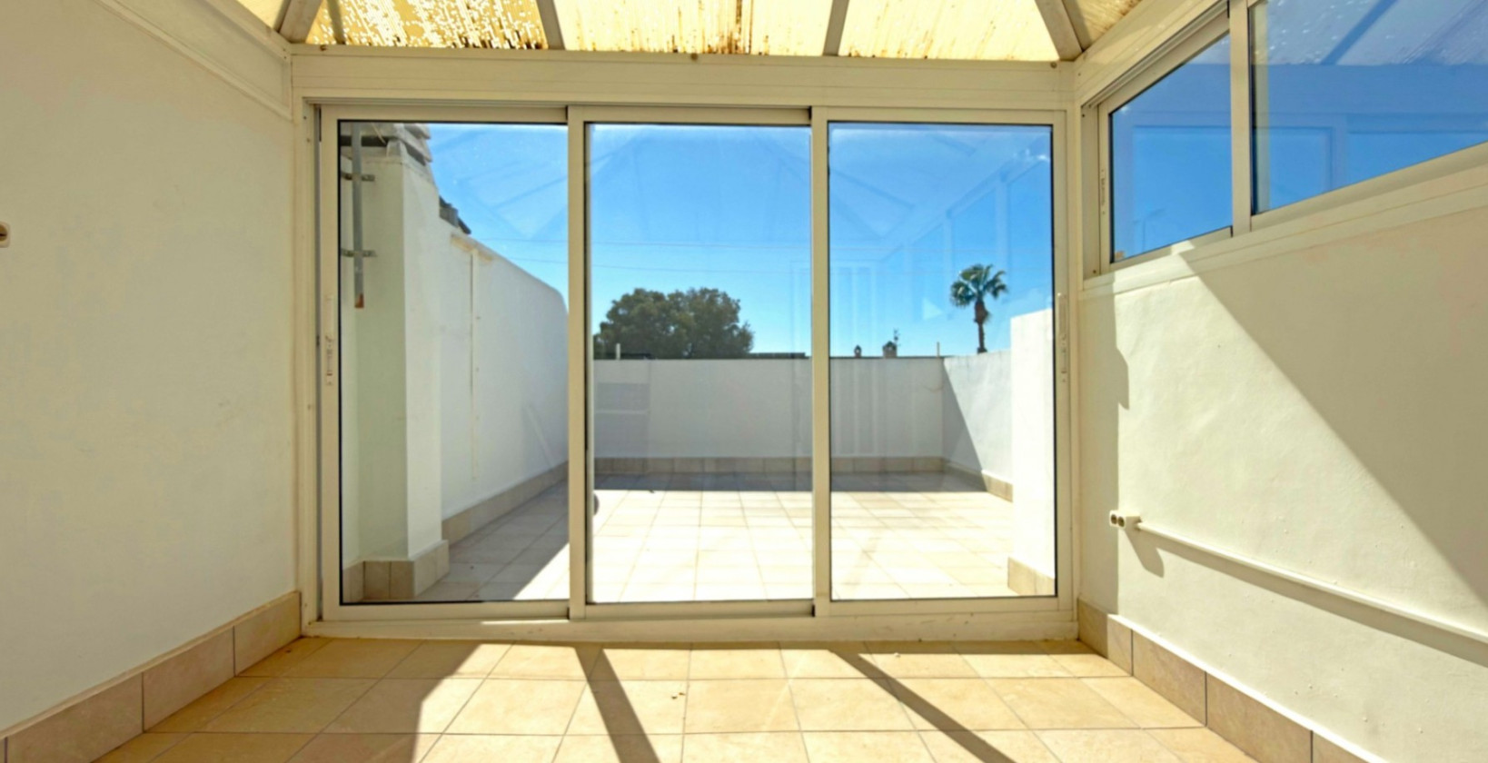 Resale - Apartment / flat - Orihuela Costa - La Zenia