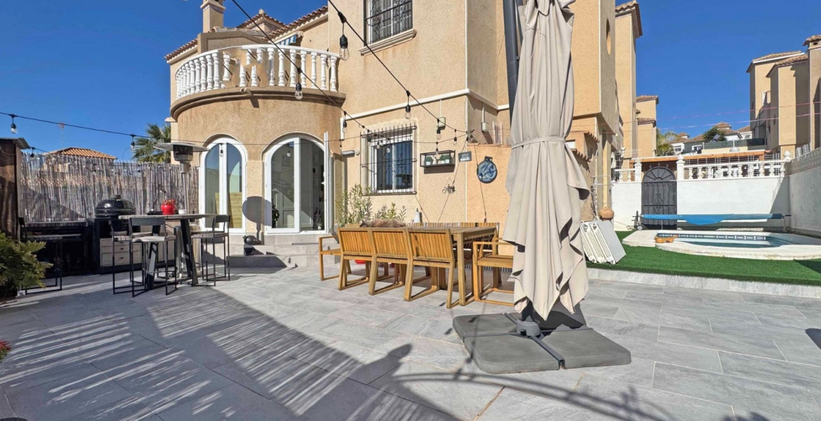 Resale - Townhouse - Orihuela Costa - Villamartín