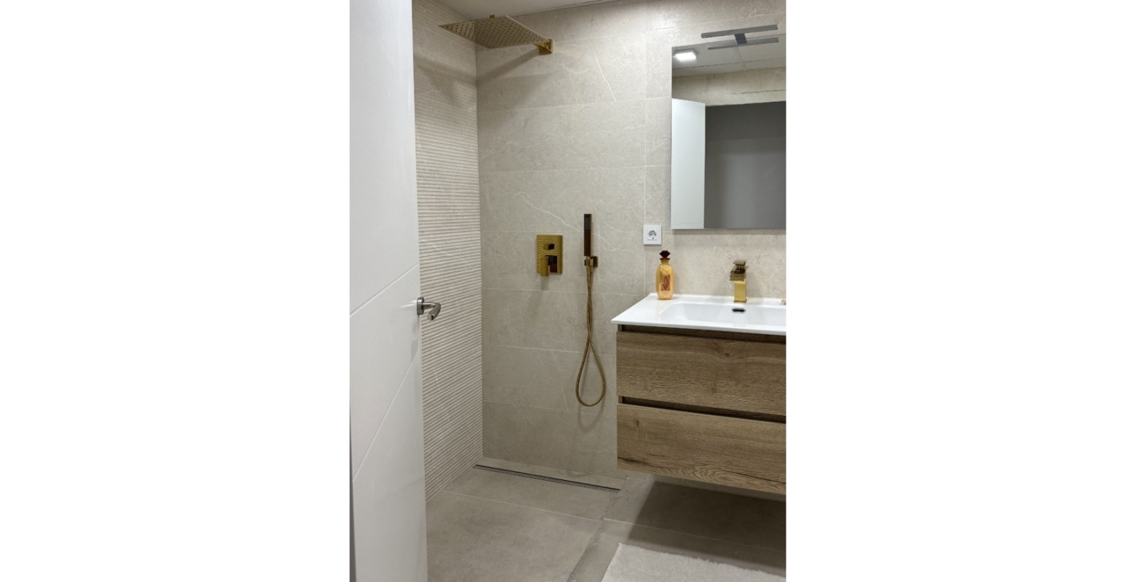 Reventa - Apartamento / piso - Torrevieja