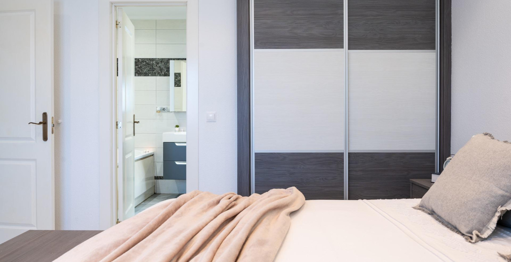 Resale - Villa - Orihuela Costa - Playa Flamenca