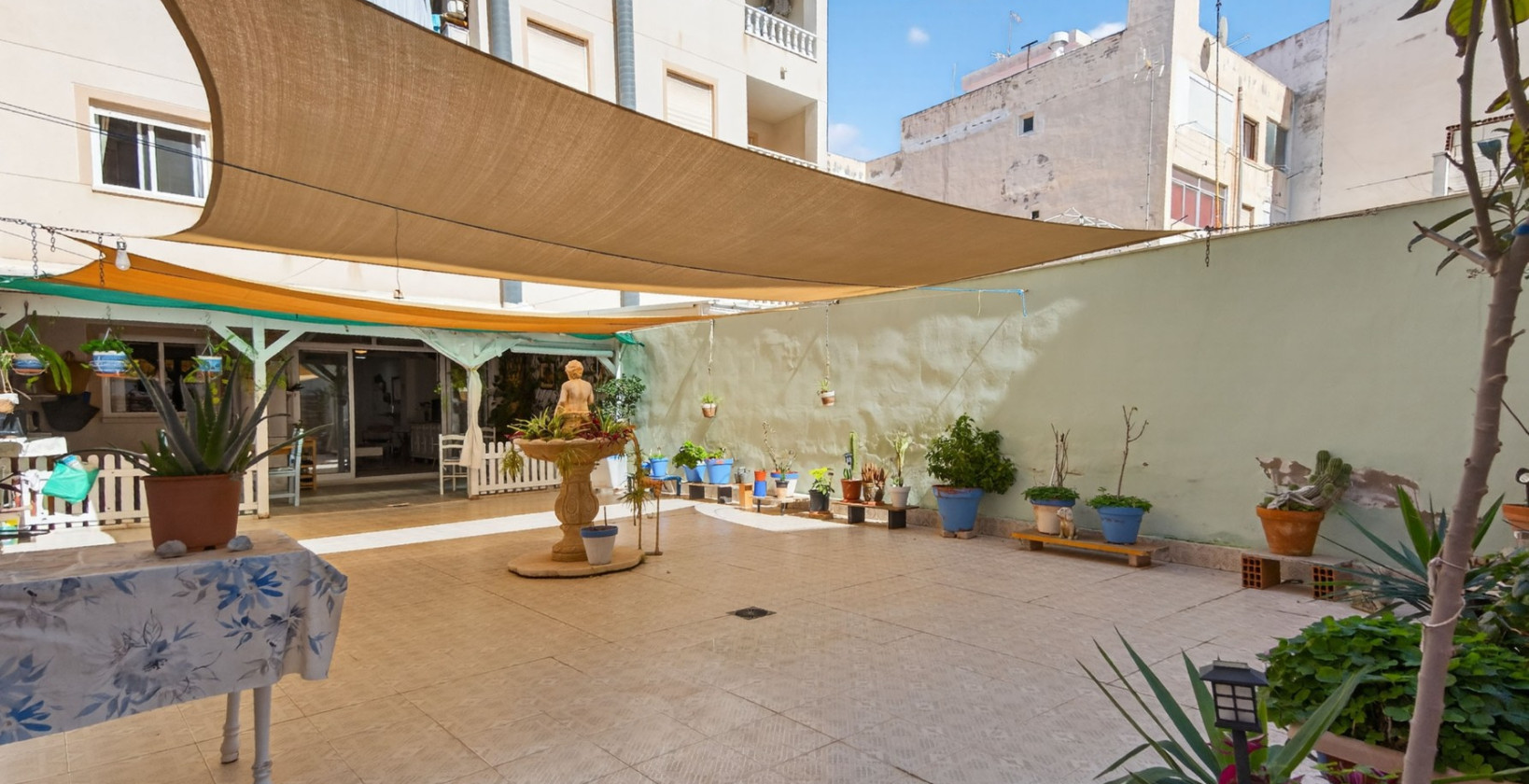 Återförsäljning - Lägenhet / lägenhet - Torrevieja