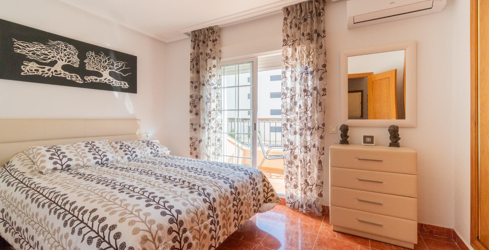 Resale - Apartment / flat - Orihuela Costa - Villamartin