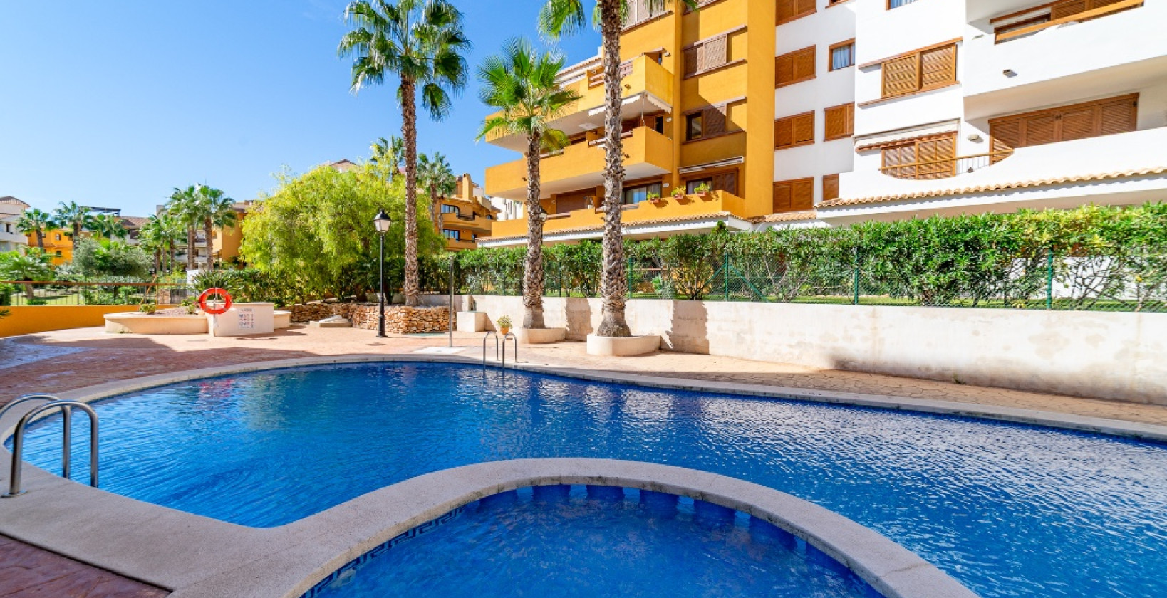 Resale - Apartamento - Torrevieja - Punta Prima